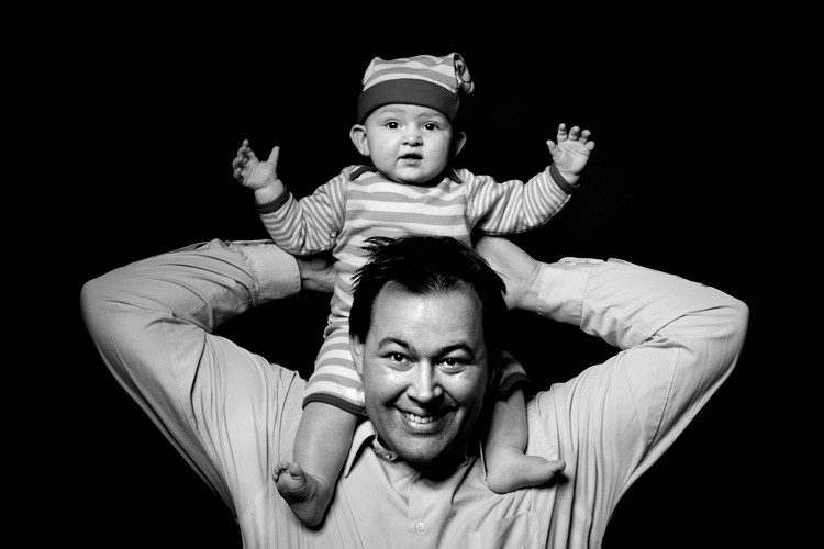 Shoulder ride